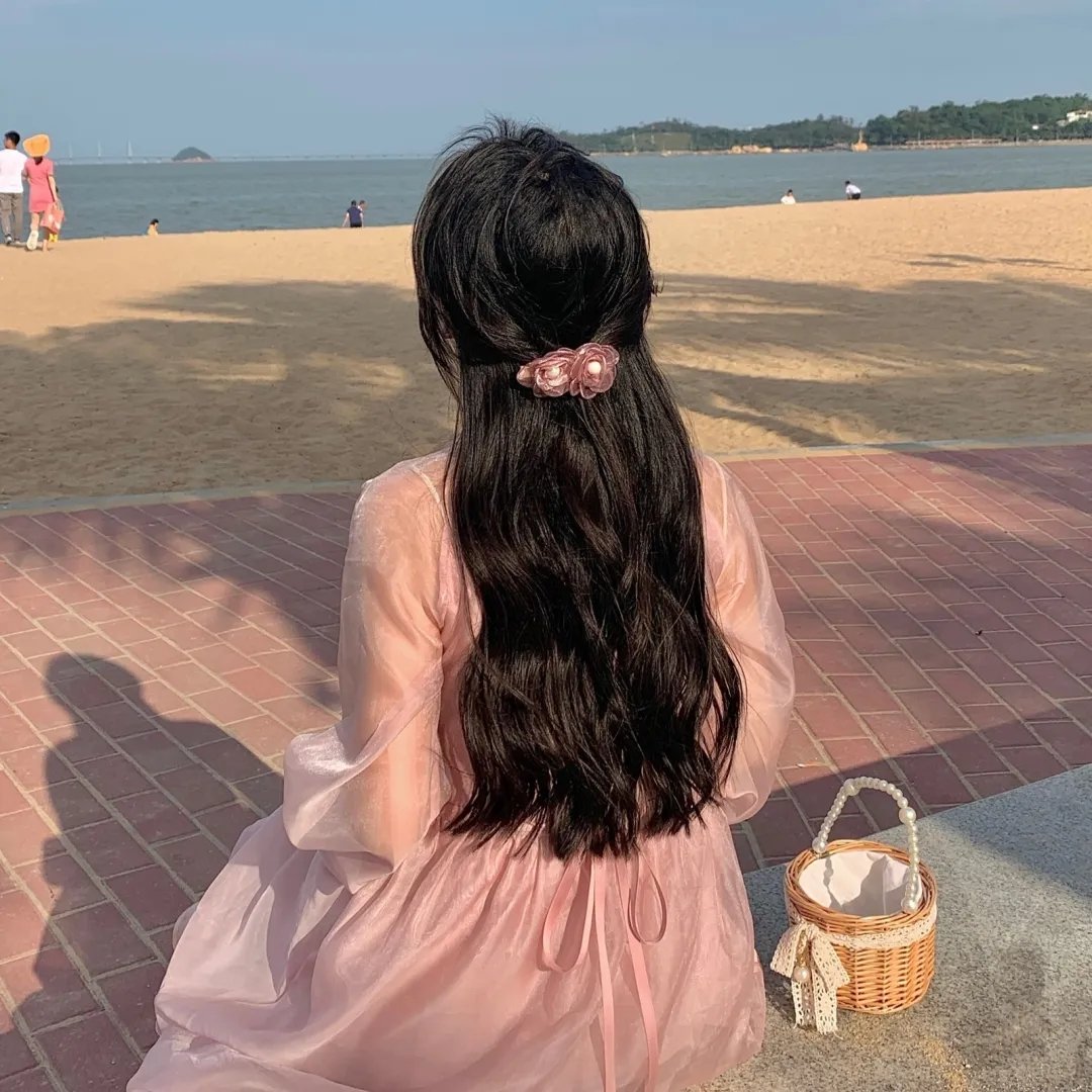 夜晚游玩生活